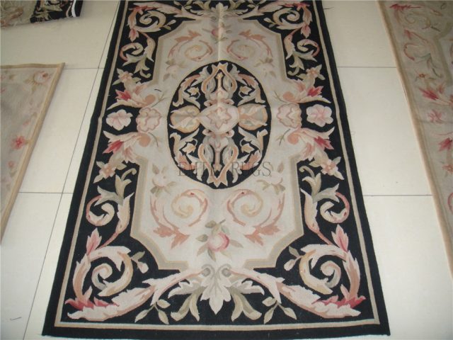 handmade 3' X 5' Ivory Field Black Border flat weave aubusson carpets